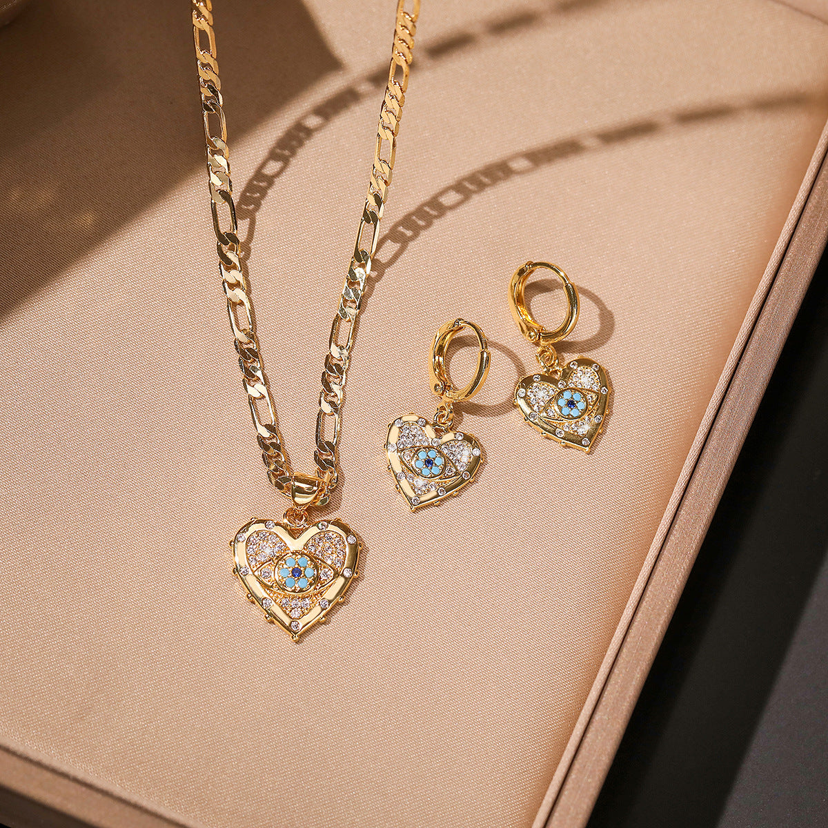 Gold Heart-shaped Zircon Pendant Necklace And Earrings Suite