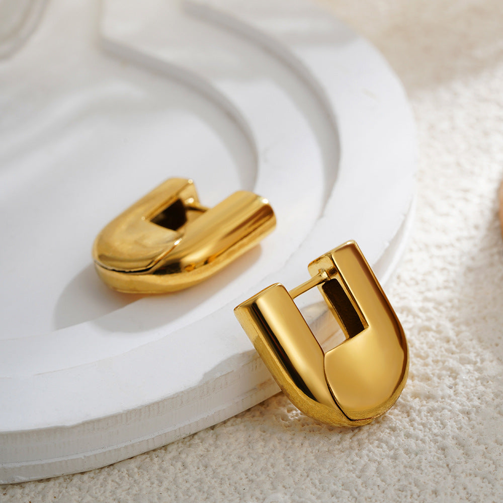 Simple And Sophisticated Ear Cuff