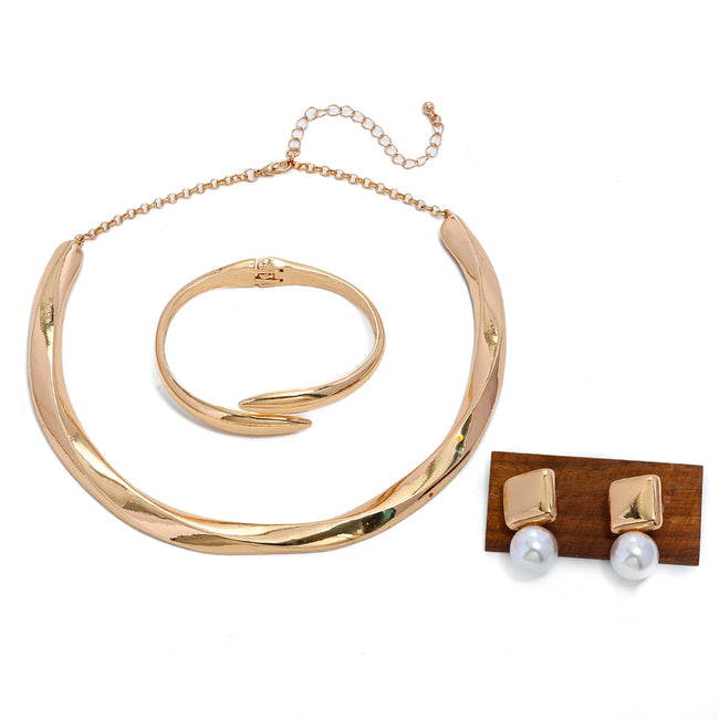 Geometric Wave Design Pearl Earrings And Bracelet