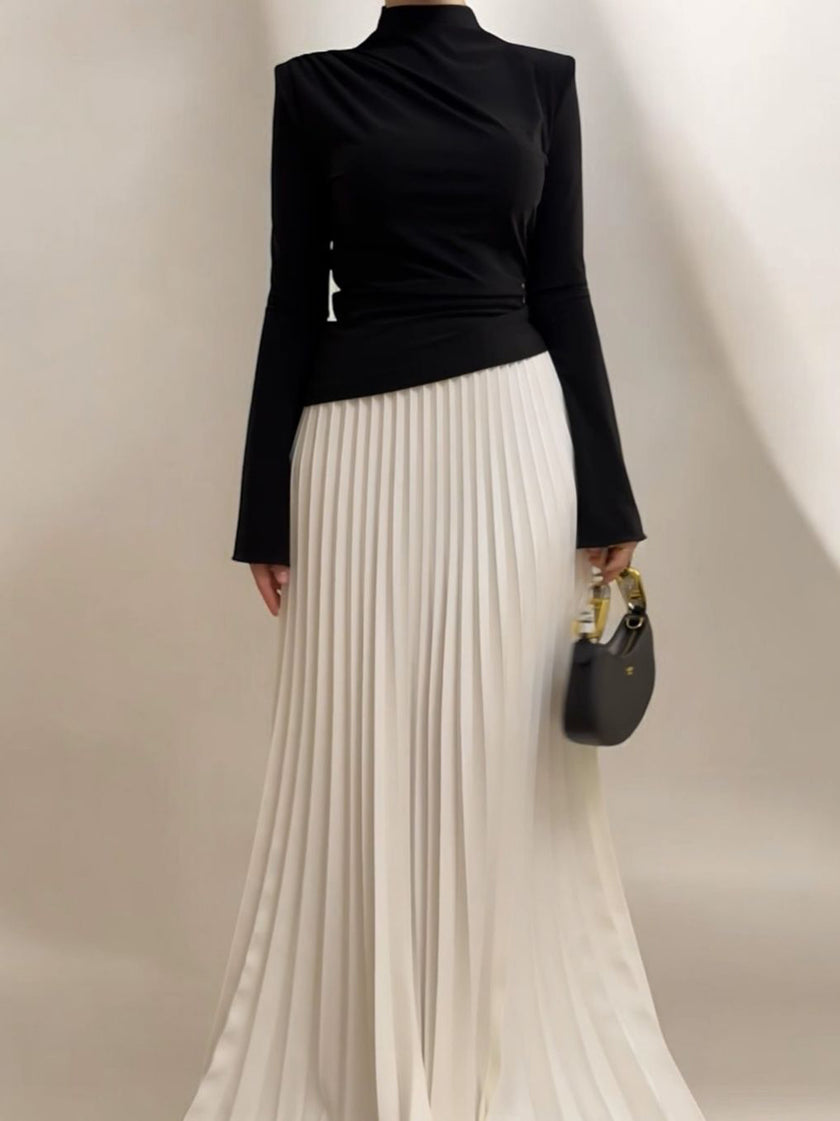 Turtleneck  Top & Contrasting Color Skirt Suit