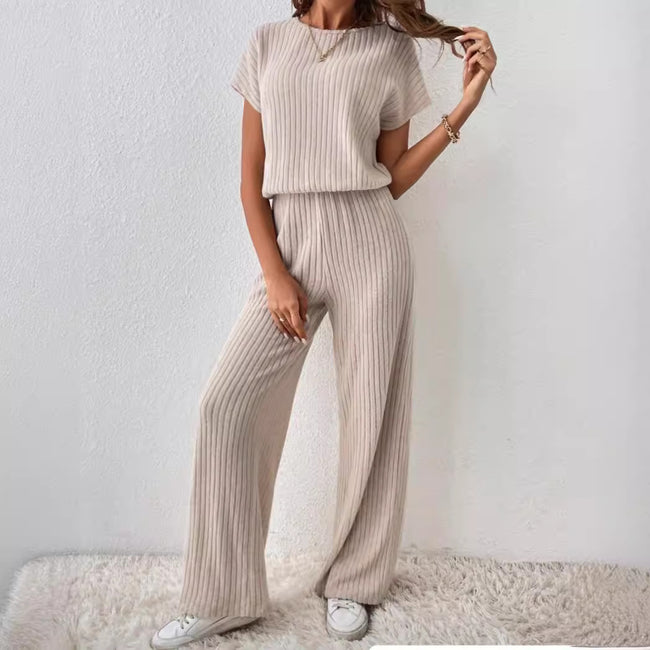 “Women’s Knitted Two-Piece Set – Loose Wide-Leg Pants & Matching Top”