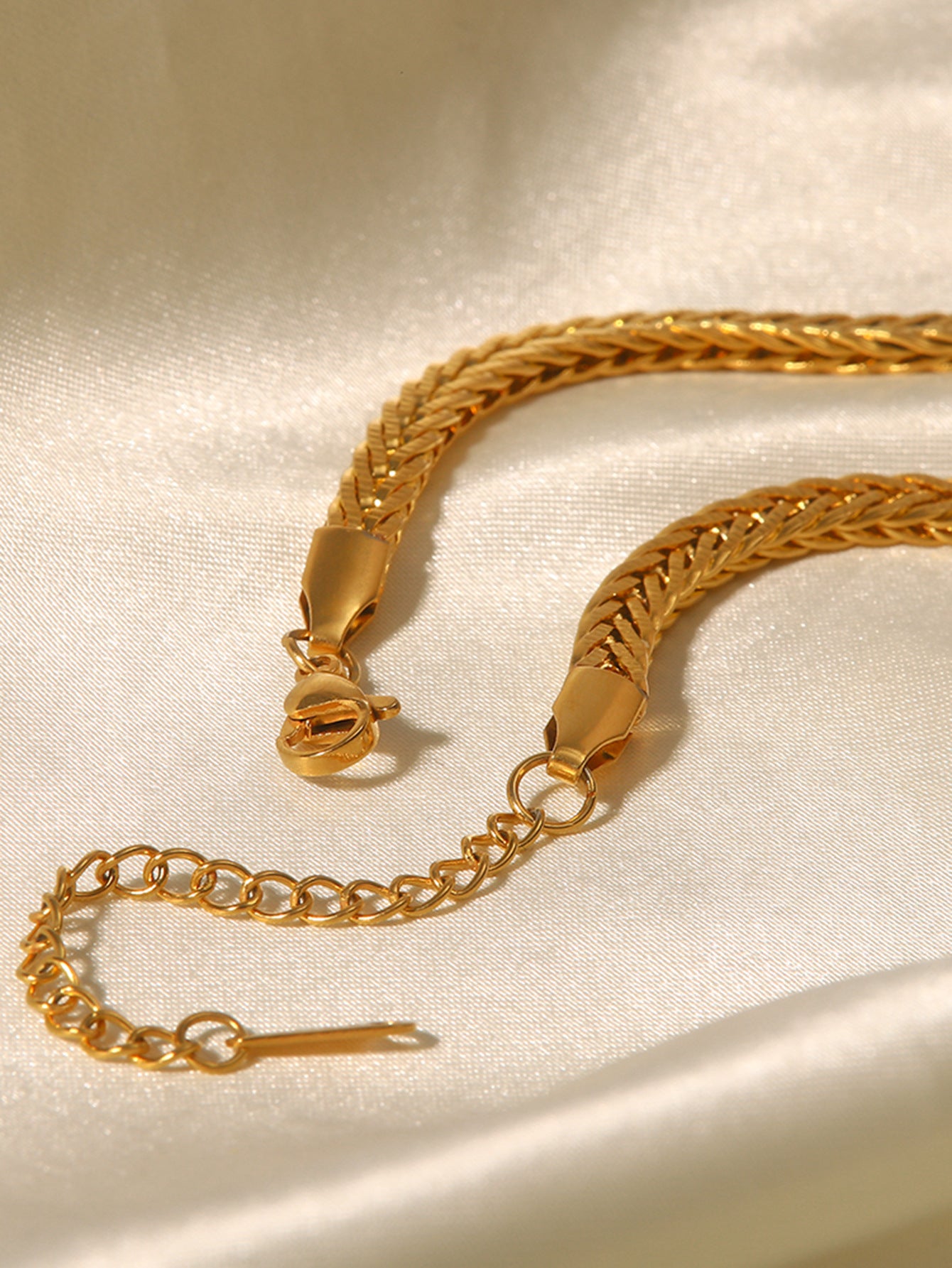 Gold Woven Twist High-grade