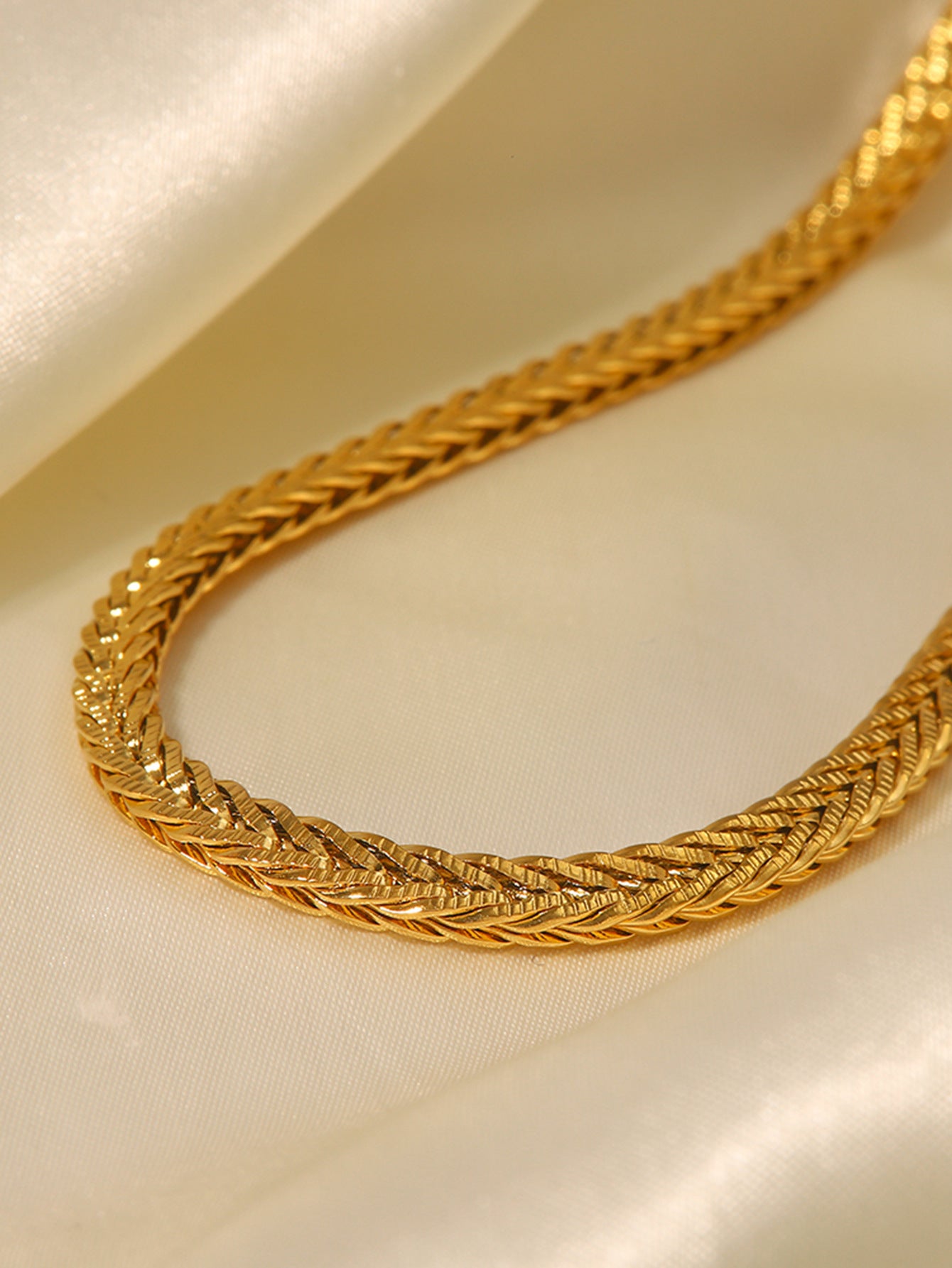 Gold Woven Twist High-grade