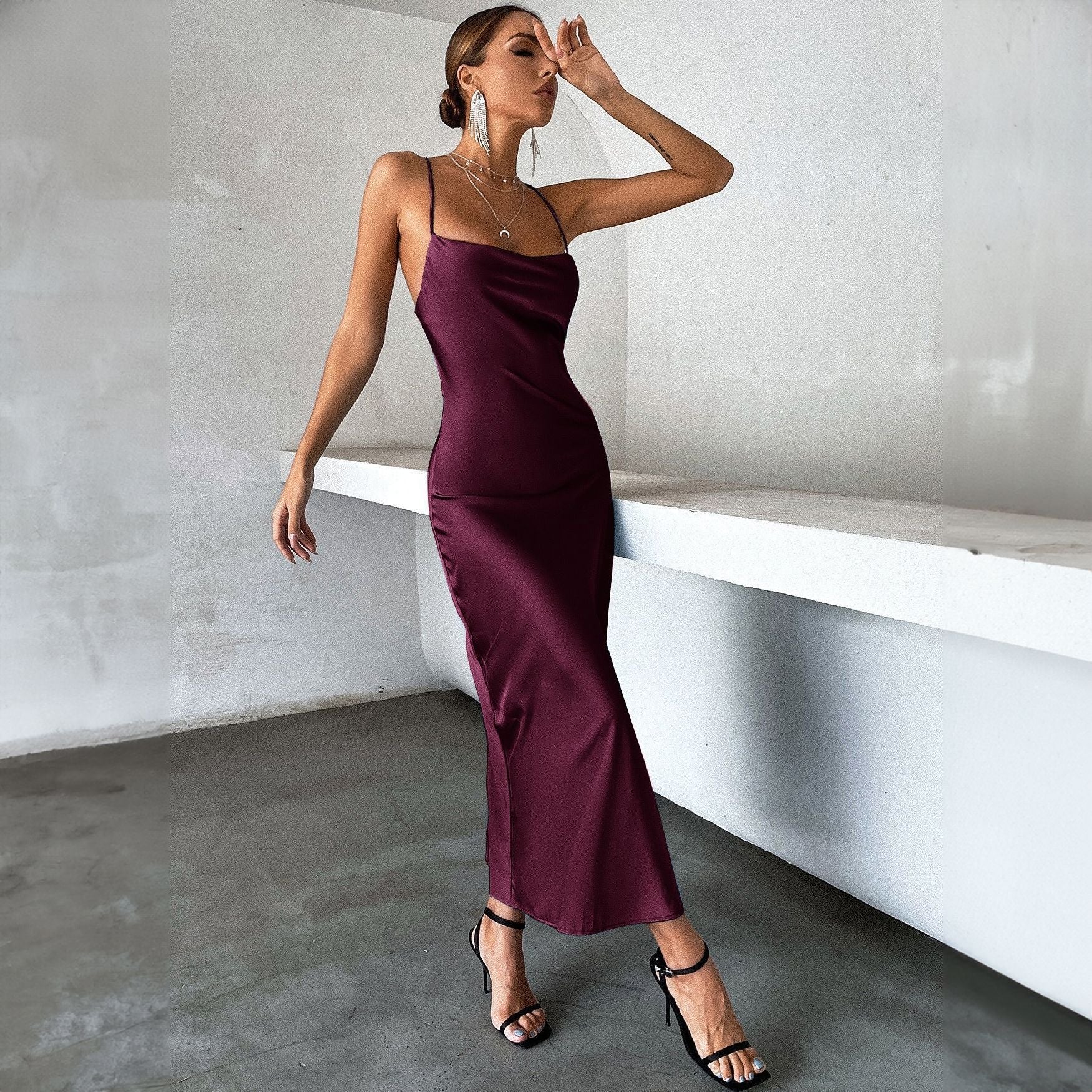 Fashion Back Lace-up Sleeveless Slim-fit Sexy Pure Black Sheath Suspender Dress